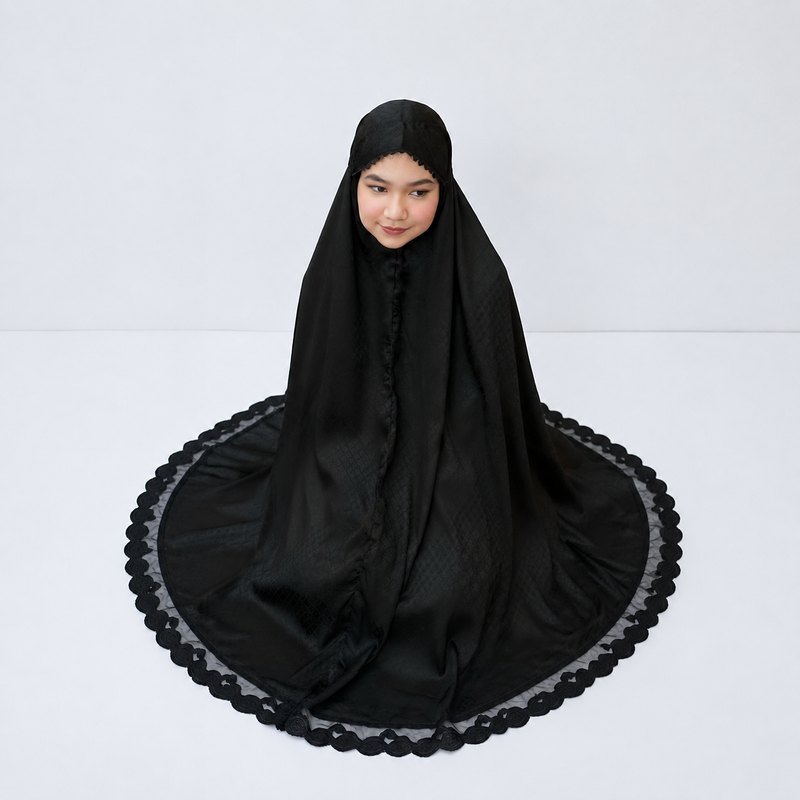 Mukena Layla — Noir Satin